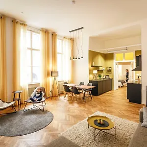  Apartment The Temple