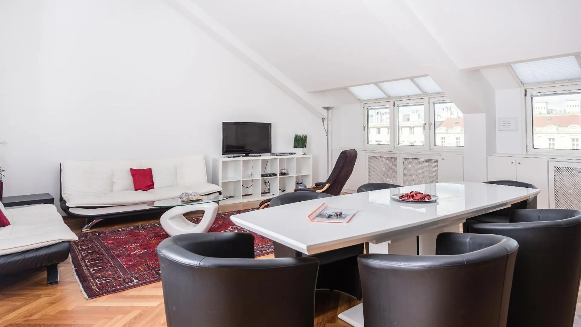 Apartments Next To Vienna Stateopera With Aircondition