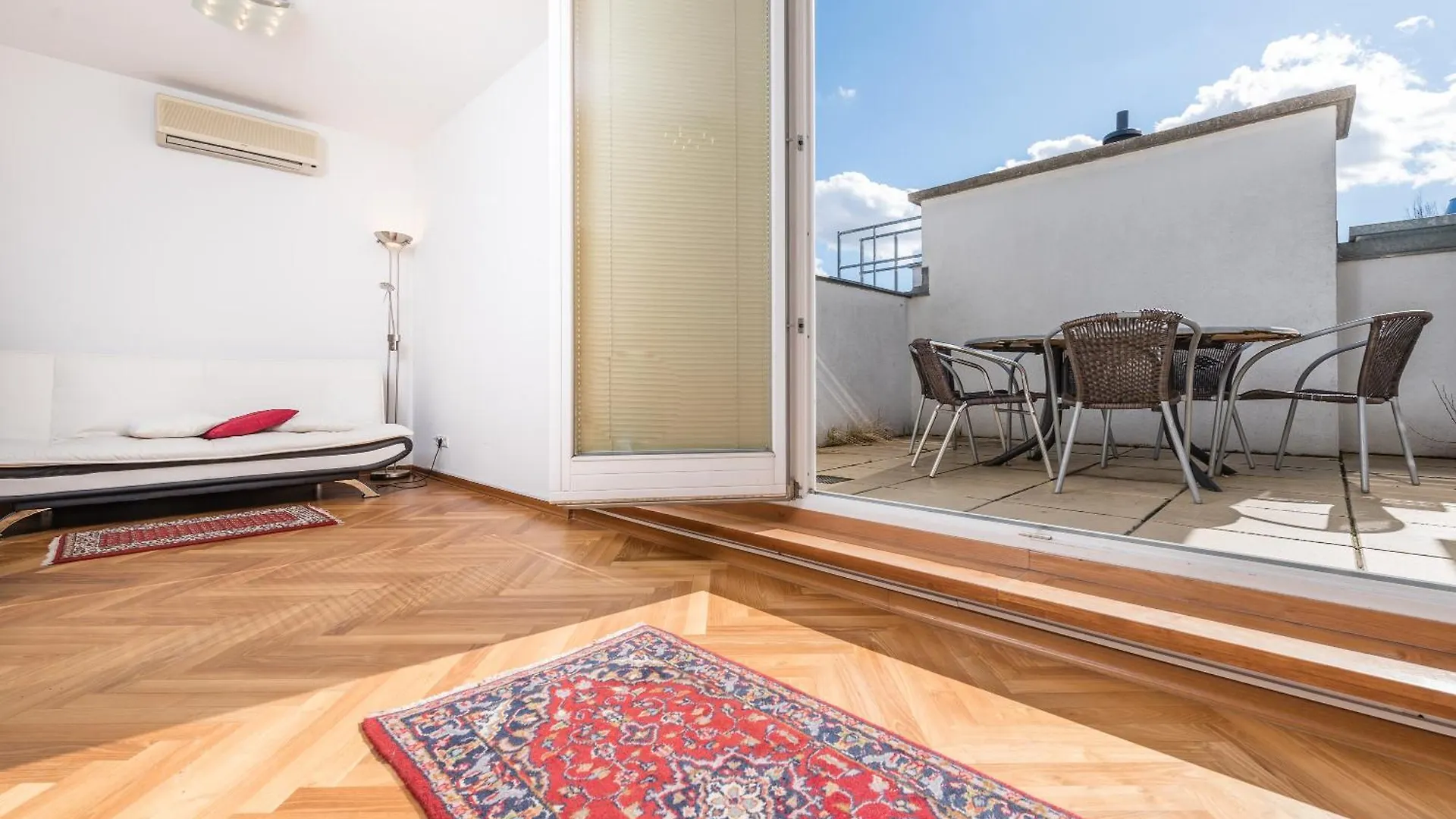 Apartments Next To Vienna Stateopera With Aircondition Austria