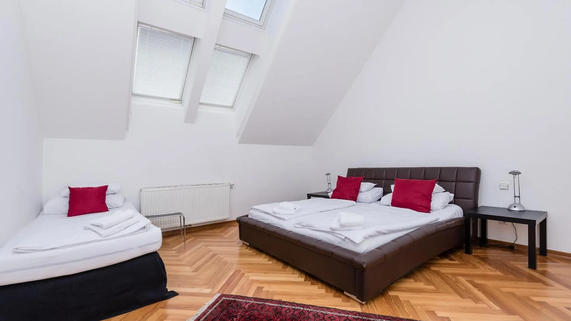 Apartments Next To Vienna Stateopera With Aircondition