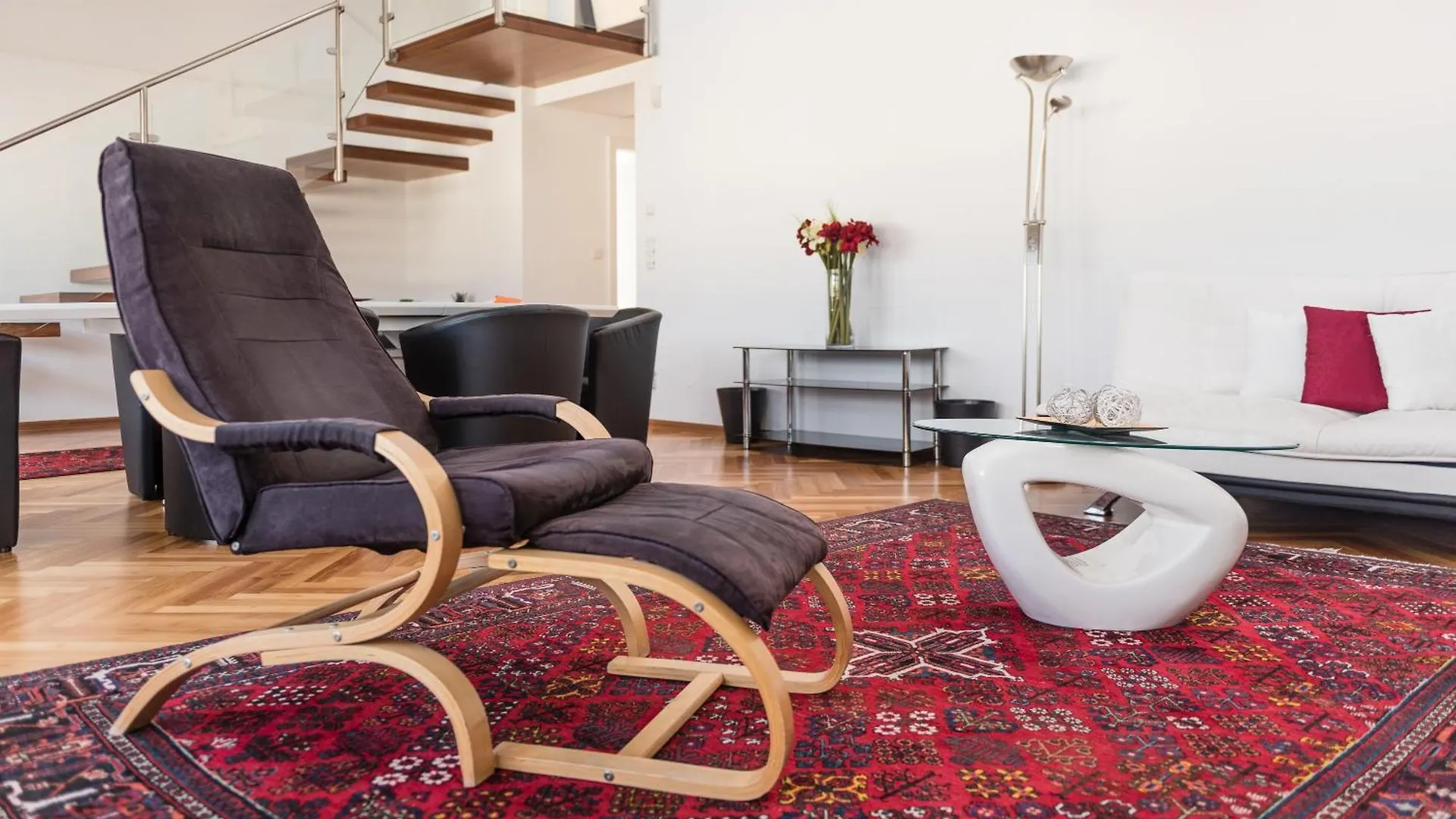 Apartments Next To Vienna Stateopera With Aircondition