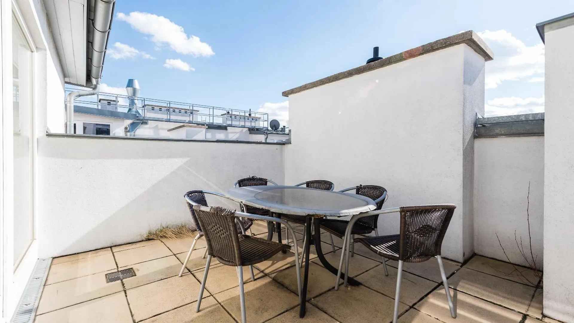 Apartments Next To Vienna Stateopera With Aircondition 0*,  Austria