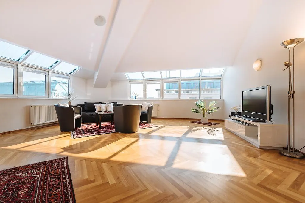 Apartments Next To Vienna Stateopera With Aircondition